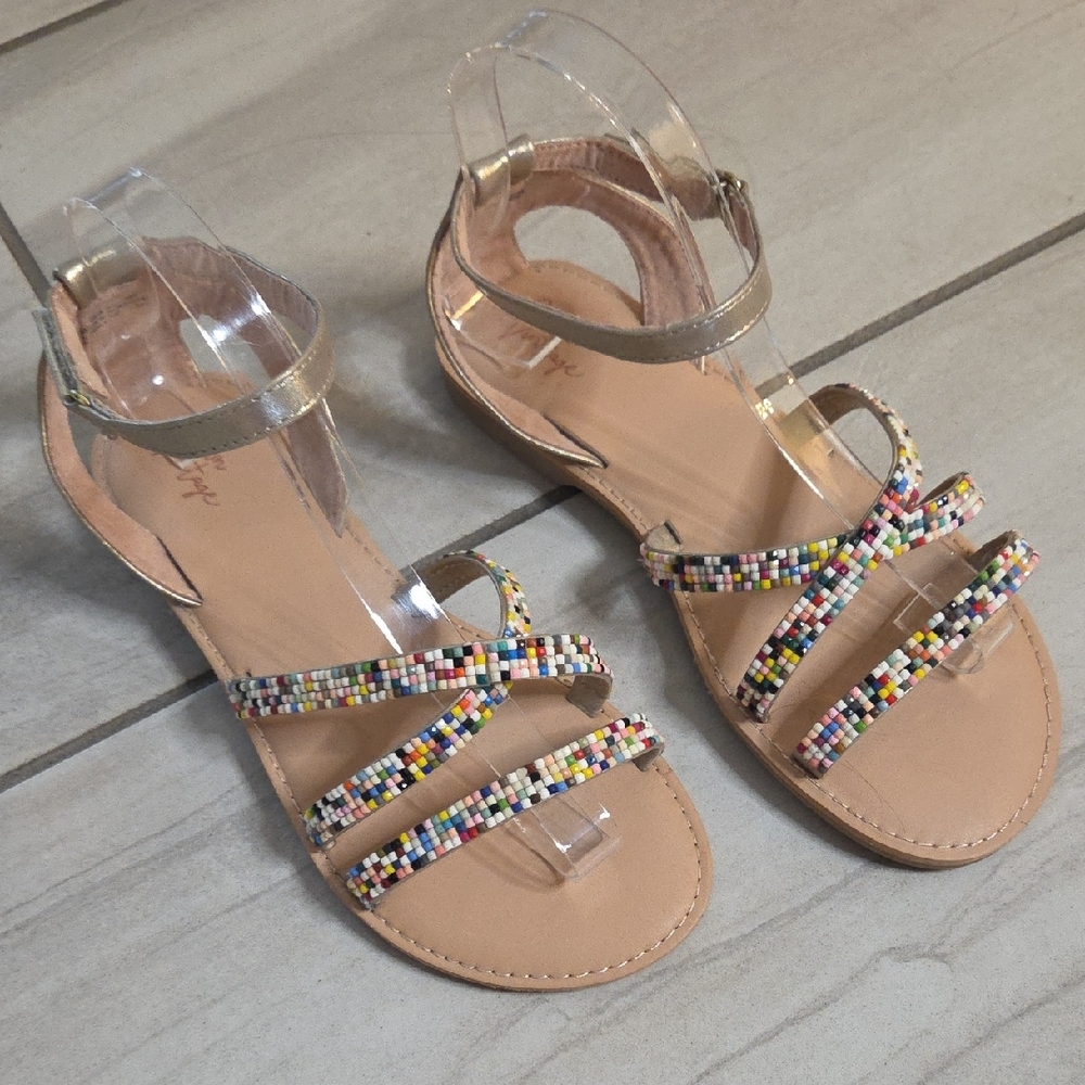 Crown Vintage Tan Sandals with Multicolor Beaded Straps
Girls 6 - Womens 8